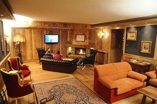 Hotel Laghetto Alpine & Restaurant Brusson