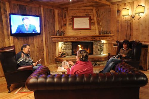 Laghetto Alpine & Restaurant Brusson